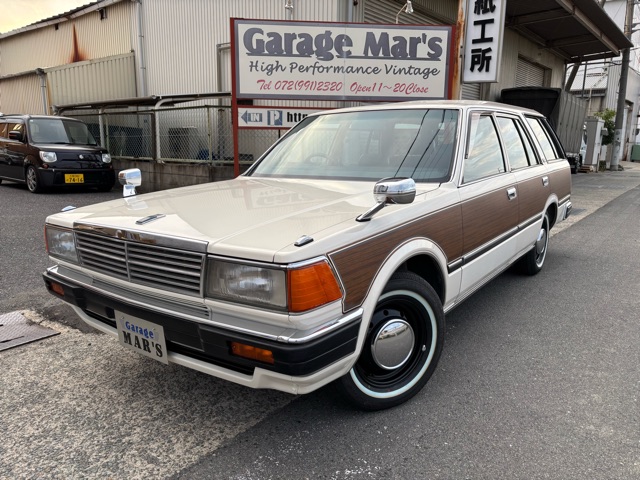 グロリアワゴン　セドリックワゴン　ムーンアイズ　フロントバイザー グロリアワゴン セドリックワゴン ムーンアイズ フロントバイザー